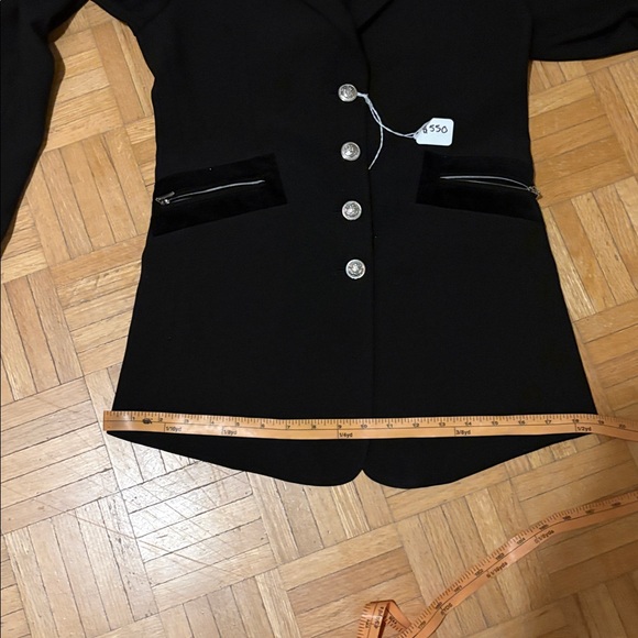 Hayward Elegant Black Women's Jacket - Picture 4 of 16
